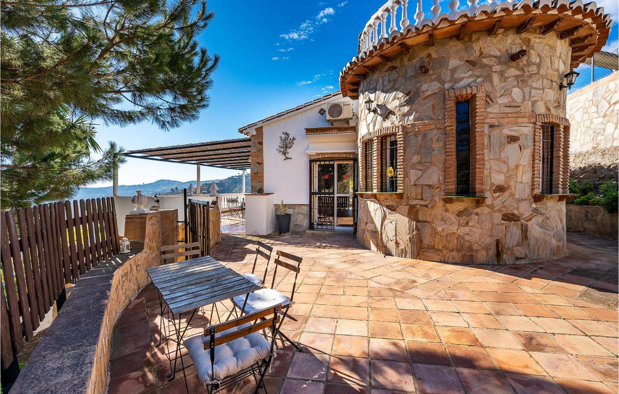 Amazing Home In Frigiliana With Kitchen Exterior foto